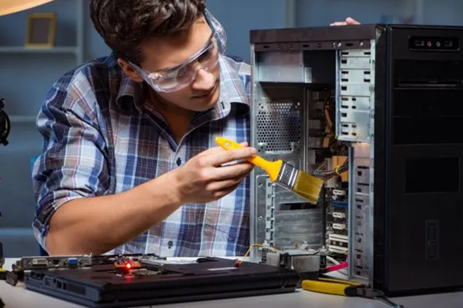 Mantenimiento integral de PC/Laptop (limpieza + optimización) en INTERNET AROM Coyoacán